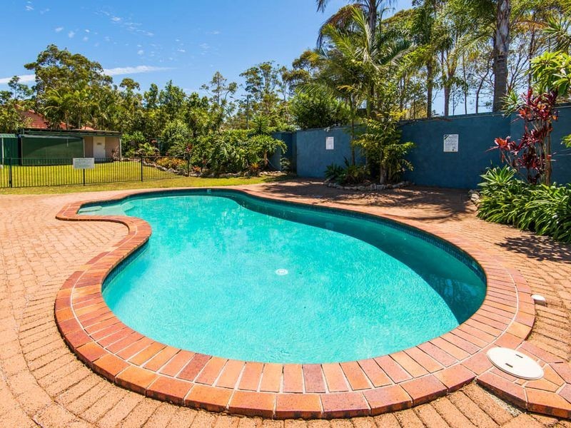 42/601 Pine Ridge Rd, Biggera Waters QLD 4216