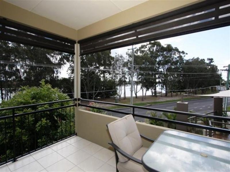 1/61 Paradise Parade, Paradise Point QLD 4216