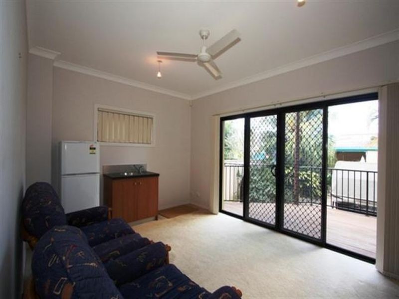 1/61 Paradise Parade, Paradise Point QLD 4216