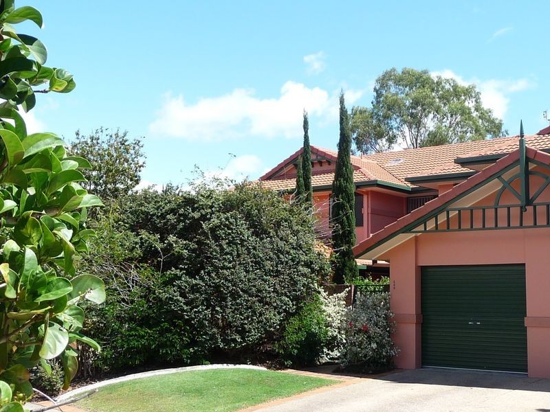 260/125 Hansford Rd, Coombabah QLD 4216