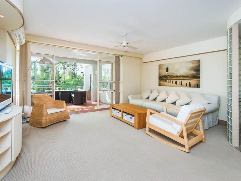 6/76 Chichester Drive, Arundel QLD 4214