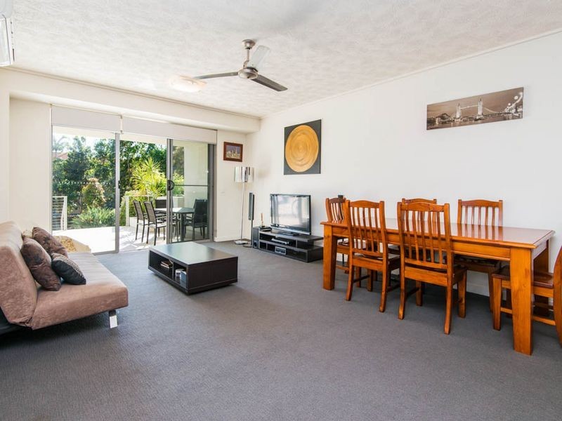 514/66 Sickle Avenue, Hope Island QLD 4212