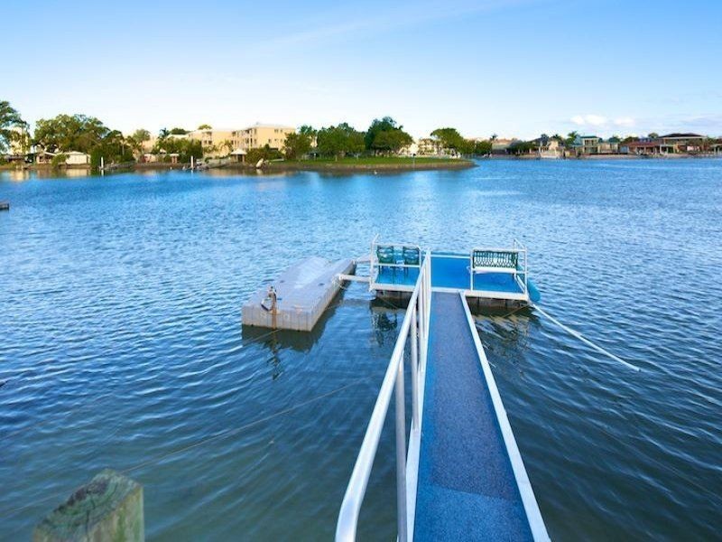 1/20 Margaroola Avenue, Biggera Waters QLD 4216