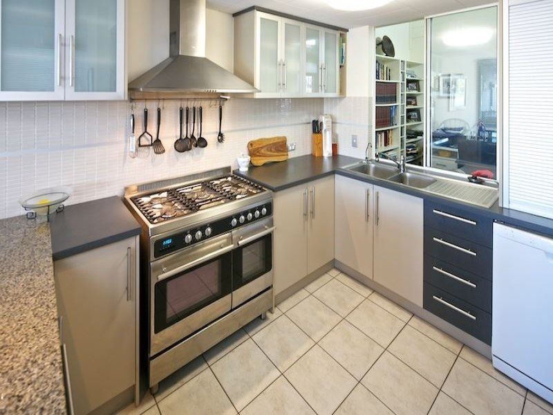 1/20 Margaroola Avenue, Biggera Waters QLD 4216