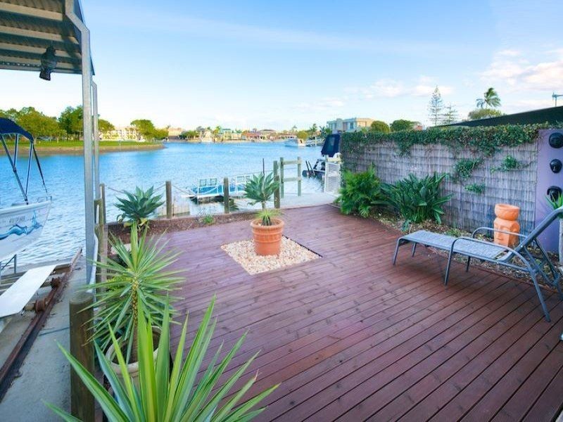 1/20 Margaroola Avenue, Biggera Waters QLD 4216