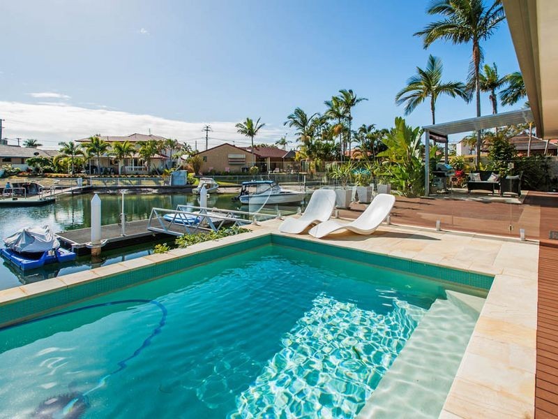 33 Columbus Drive, Hollywell QLD 4216