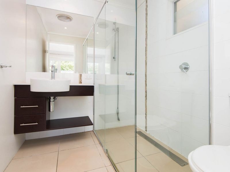 37 Mungera Street, Runaway Bay QLD 4216