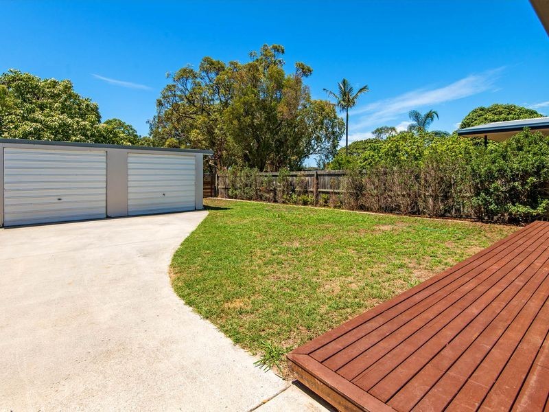 37 Mungera Street, Runaway Bay QLD 4216