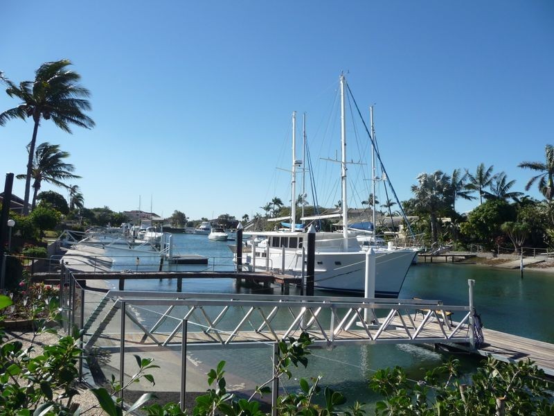 25 O’Grady Drive, Paradise Point QLD 4216