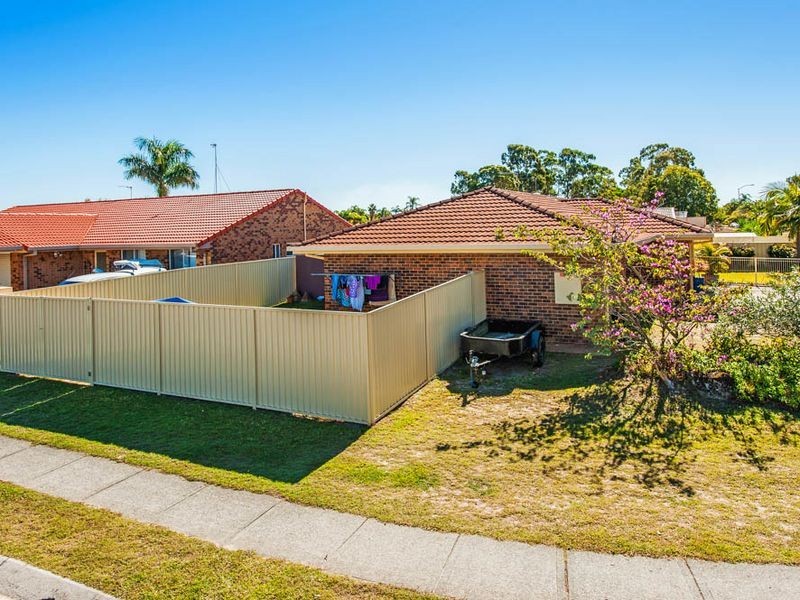2/23 Kangaroo Avenue, Coombabah QLD 4216
