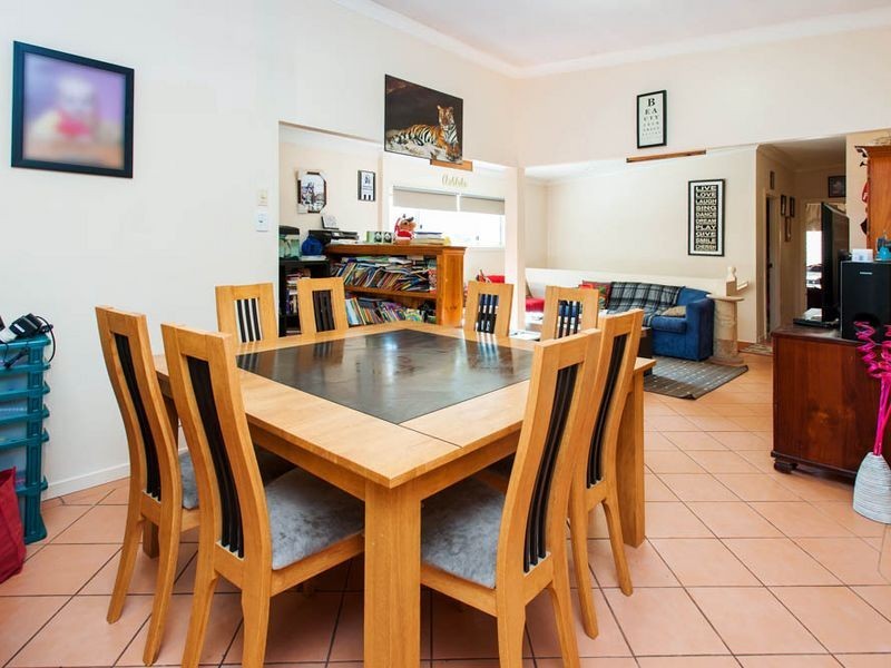 12 Wynflo Street, Labrador QLD 4215