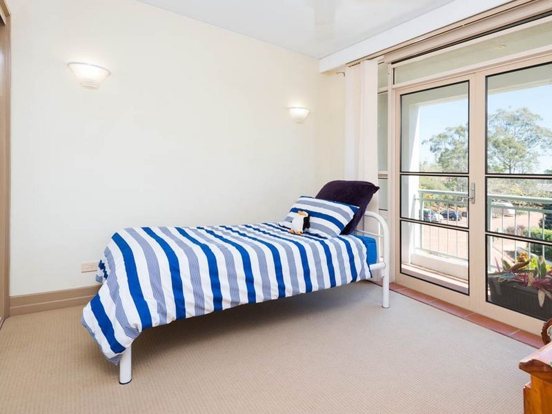 23/76 Chichester Drive, Arundel QLD 4214