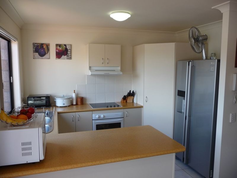 85/24 Amsonia Court, Arundel QLD 4214