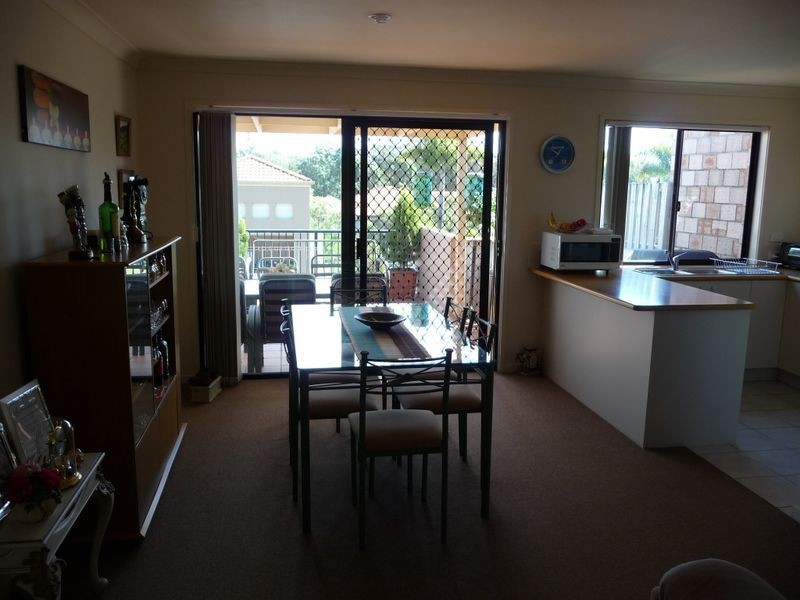 85/24 Amsonia Court, Arundel QLD 4214