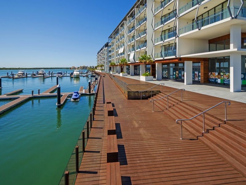 Paradise Point QLD 4216