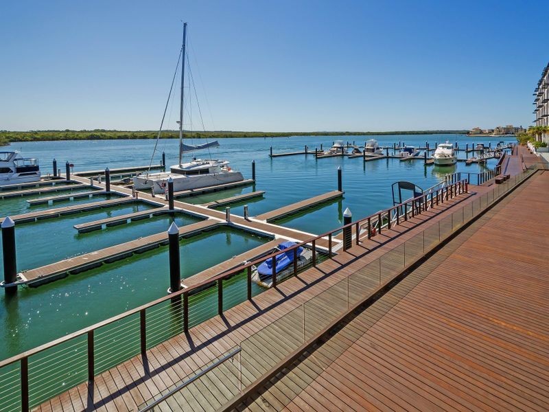 Paradise Point QLD 4216