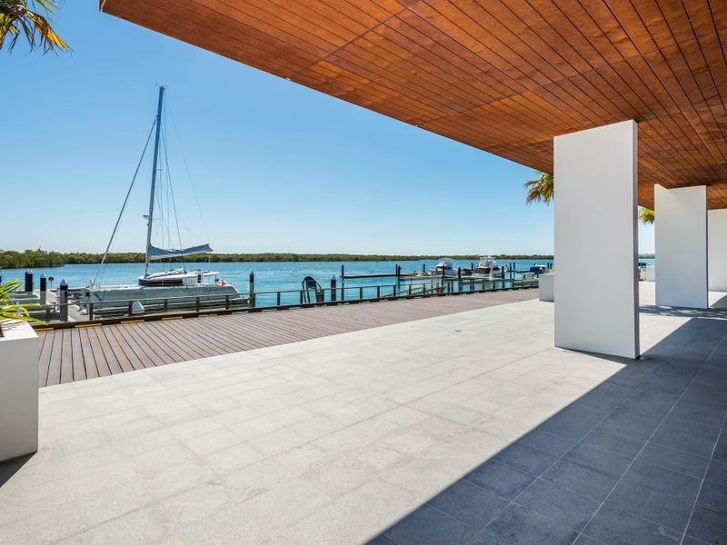 Paradise Point QLD 4216