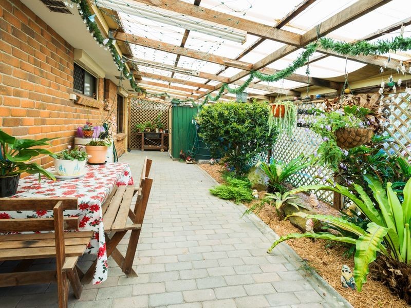 2/92 Kangaroo Avenue, Coombabah QLD 4216