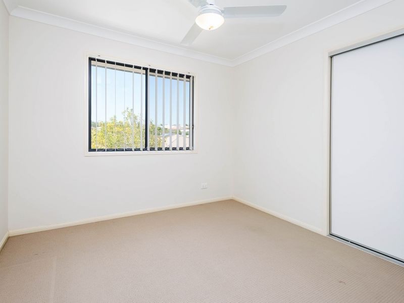 1/26 Witheren Circuit, Pacific Pines QLD 4211