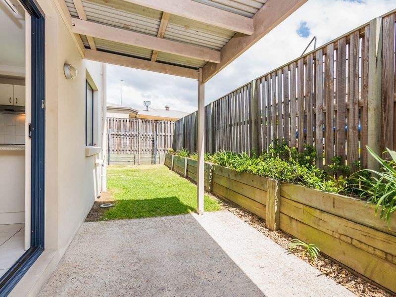 1/26 Witheren Circuit, Pacific Pines QLD 4211