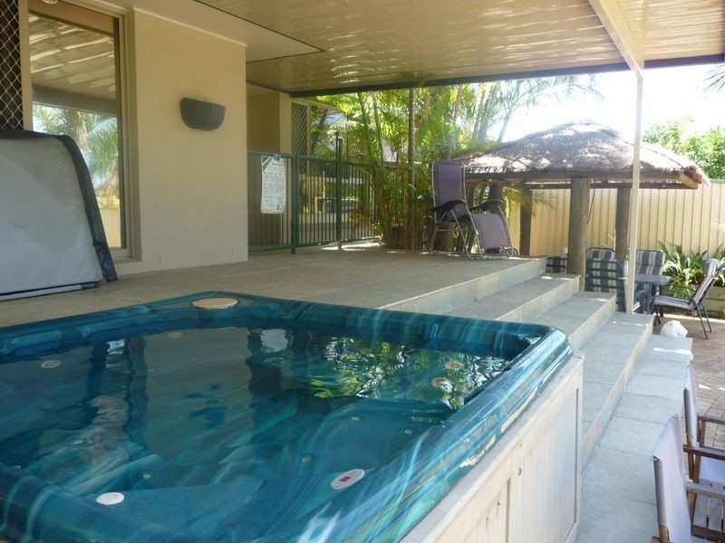 3 Chifley Place, Arundel QLD 4214