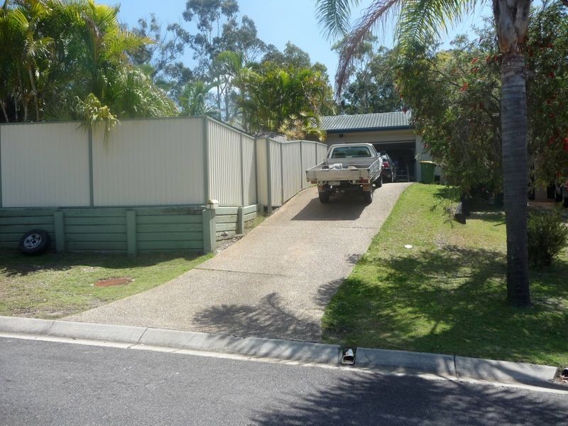3 Chifley Place, Arundel QLD 4214
