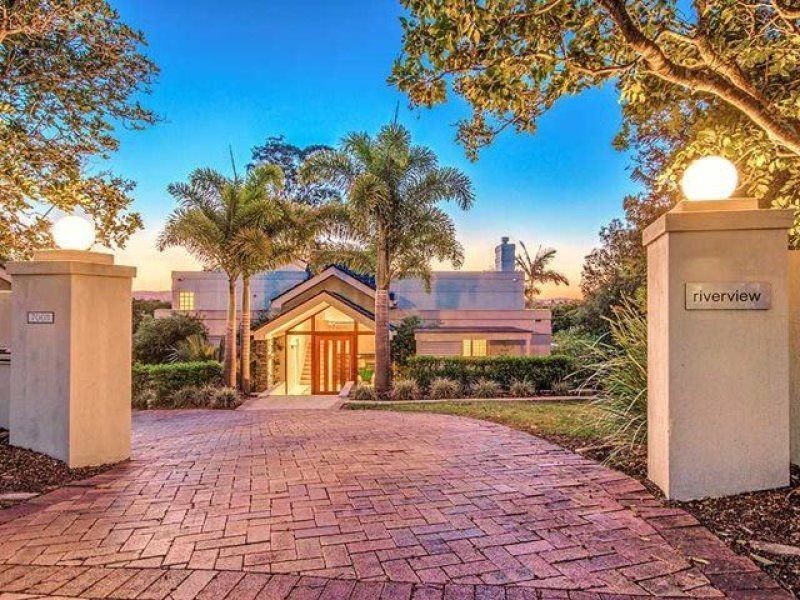 7008 RIVERVIEW CRESCENT, Sanctuary Cove QLD 4212