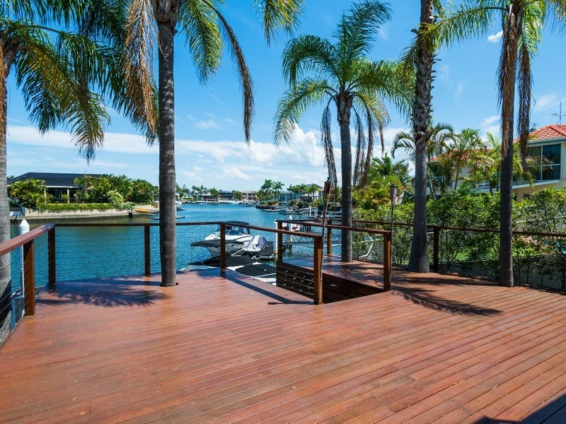 66 Pebble Beach Drive, Runaway Bay QLD 4216