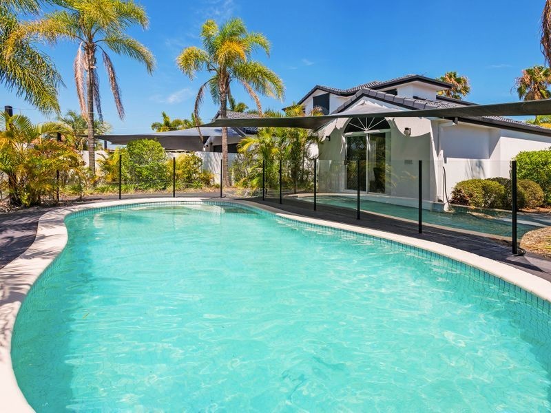 66 Pebble Beach Drive, Runaway Bay QLD 4216