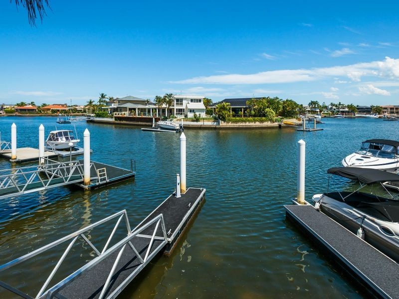 66 Pebble Beach Drive, Runaway Bay QLD 4216