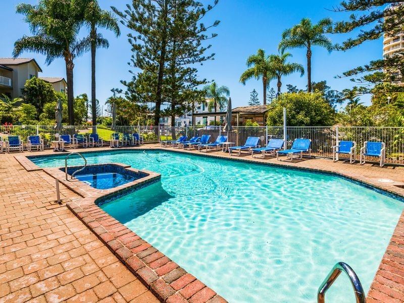 22/37 Bayview Street, Runaway Bay QLD 4216