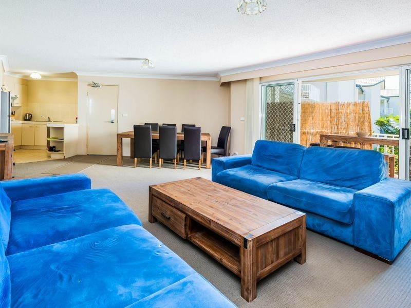 22/37 Bayview Street, Runaway Bay QLD 4216