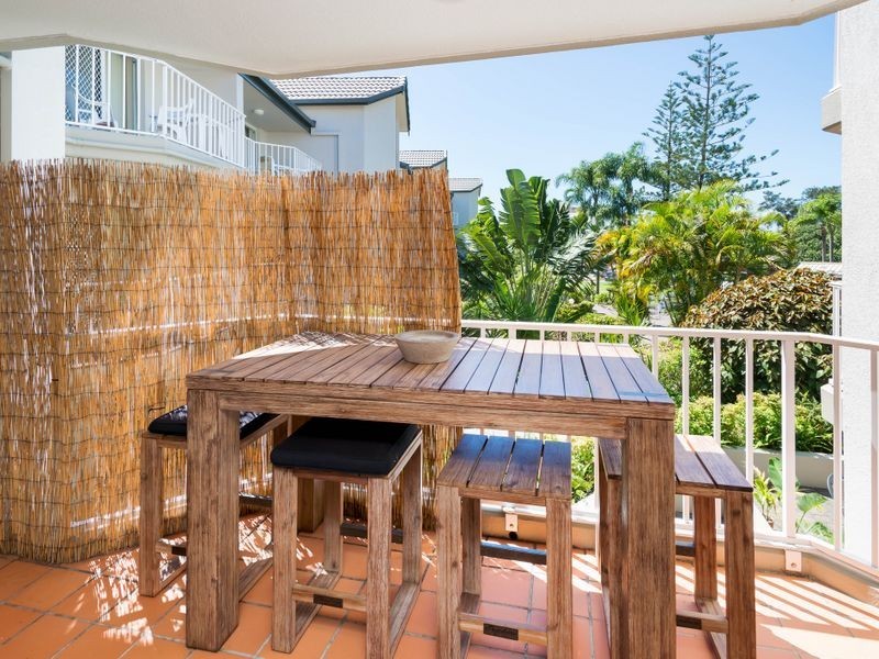 22/37 Bayview Street, Runaway Bay QLD 4216