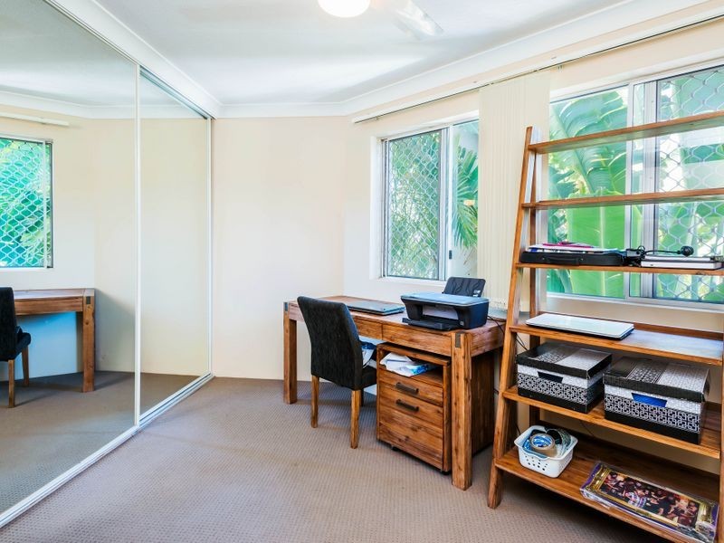 22/37 Bayview Street, Runaway Bay QLD 4216