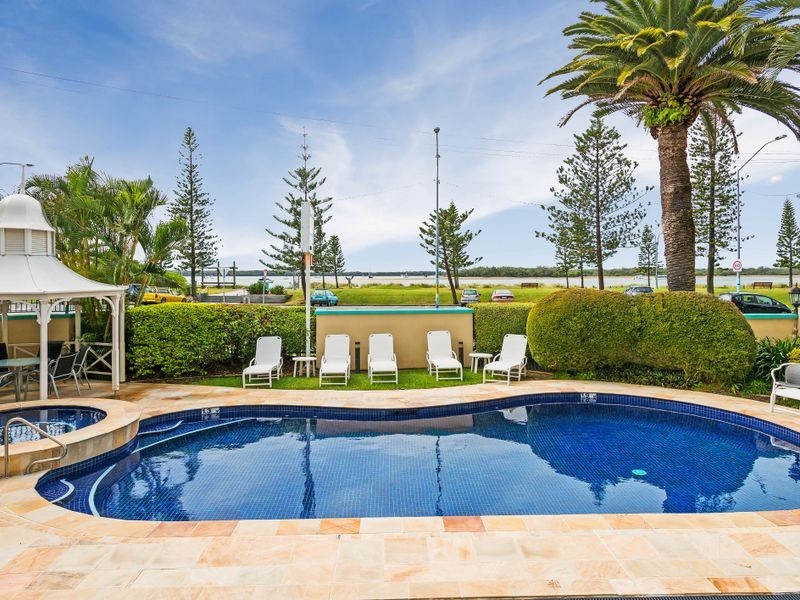 54/484 Marine Parade, Biggera Waters QLD 4216