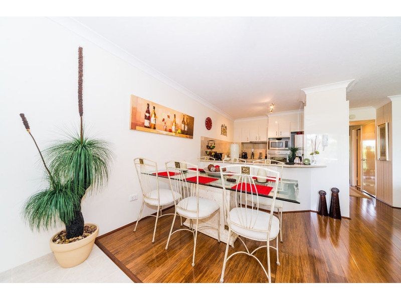 20/22 Jennifer Avenue, Runaway Bay QLD 4216