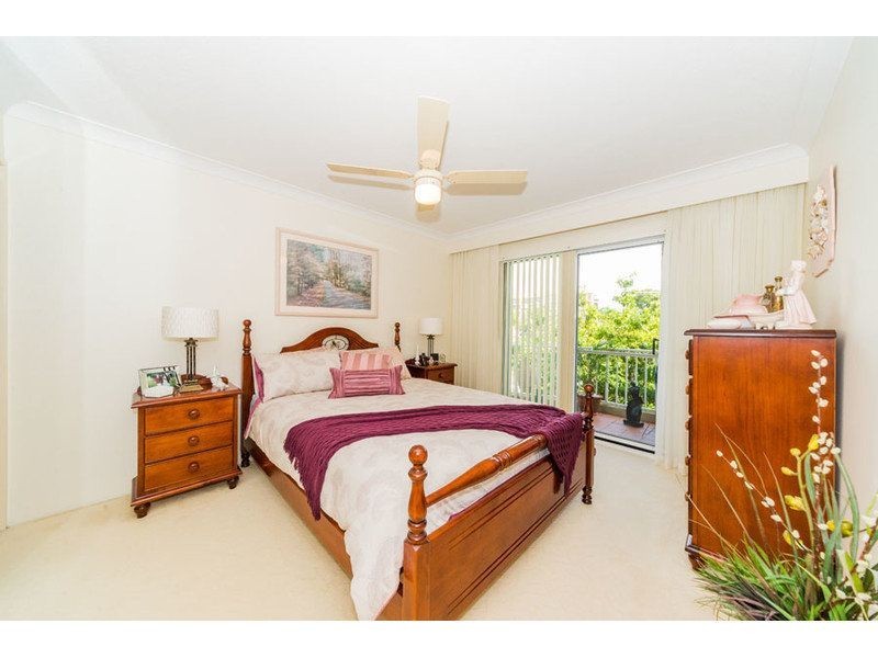 20/22 Jennifer Avenue, Runaway Bay QLD 4216