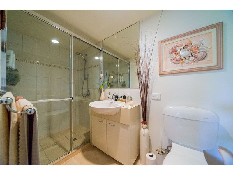 20/22 Jennifer Avenue, Runaway Bay QLD 4216