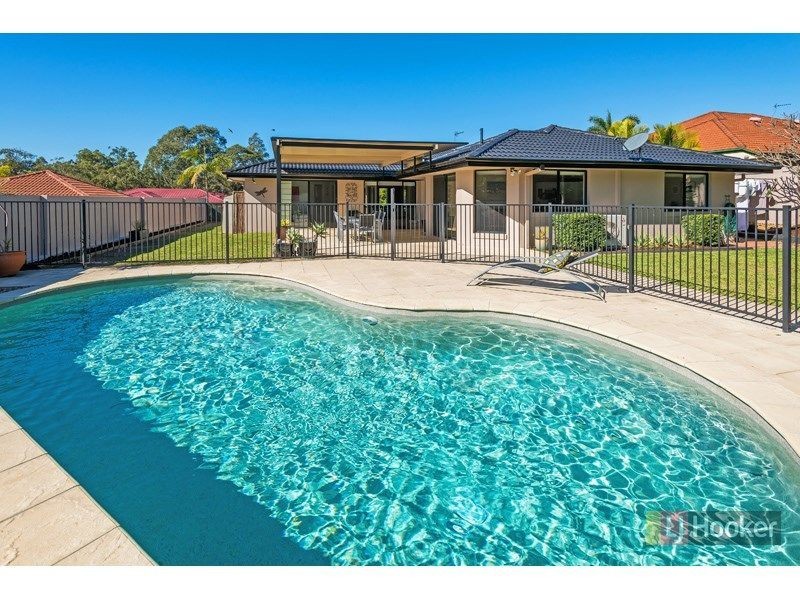 14 Hazel Court, Arundel QLD 4214