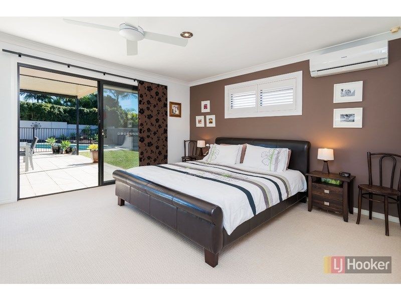 14 Hazel Court, Arundel QLD 4214