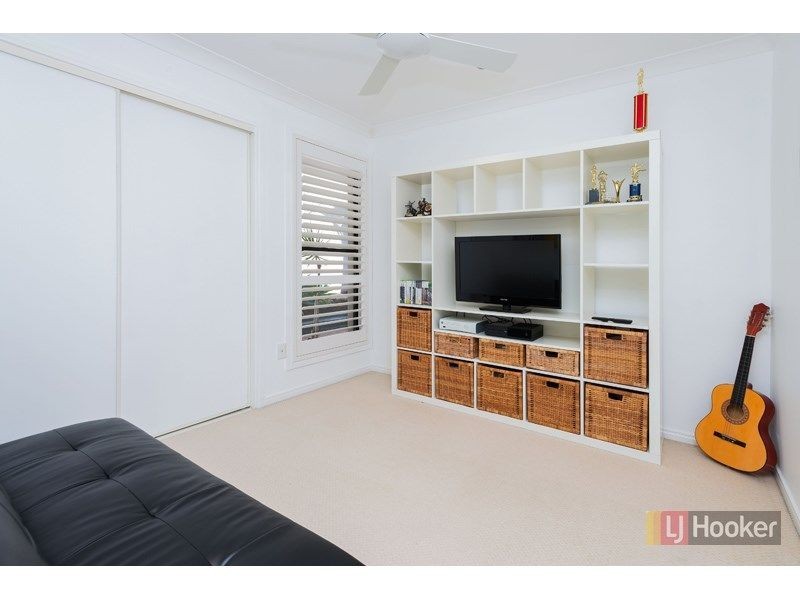 14 Hazel Court, Arundel QLD 4214