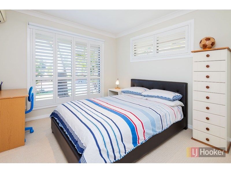 14 Hazel Court, Arundel QLD 4214