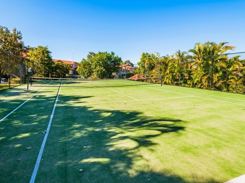 13/3 Arundel Drive, Arundel QLD 4214