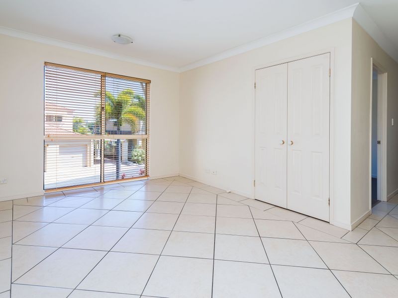 74/88-98 Limetree Parade, Runaway Bay QLD 4216