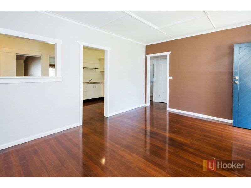 4 CLAM STREET, Runaway Bay QLD 4216