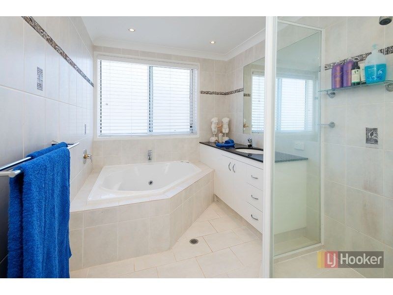 133 Sundance Way, Runaway Bay QLD 4216