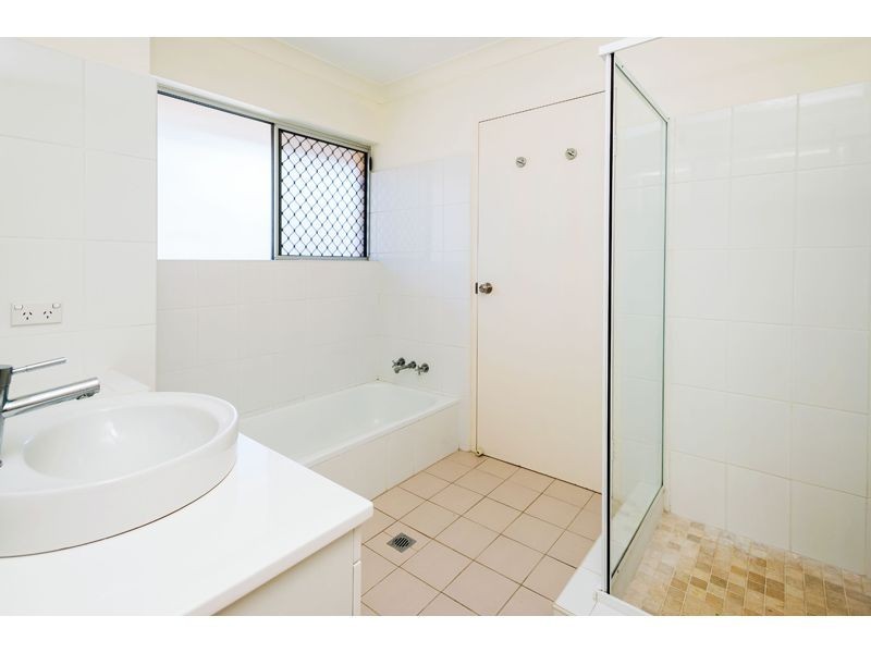 13/500 Marine Parade, Biggera Waters QLD 4216