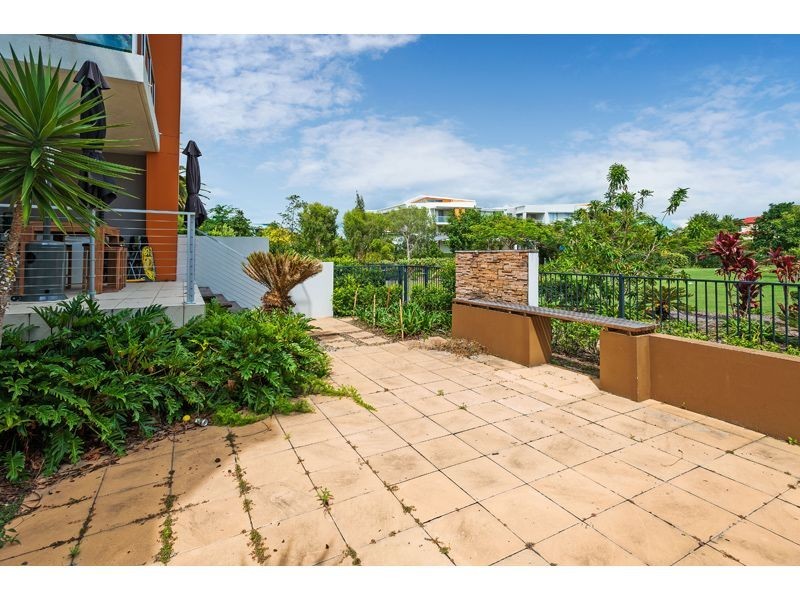 613/64-68 Sickle Avenue, Hope Island QLD 4212