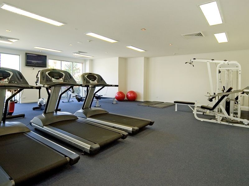 613/64-68 Sickle Avenue, Hope Island QLD 4212