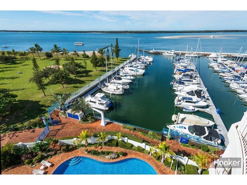 19/19 Oatland Esplanade, Runaway Bay QLD 4216